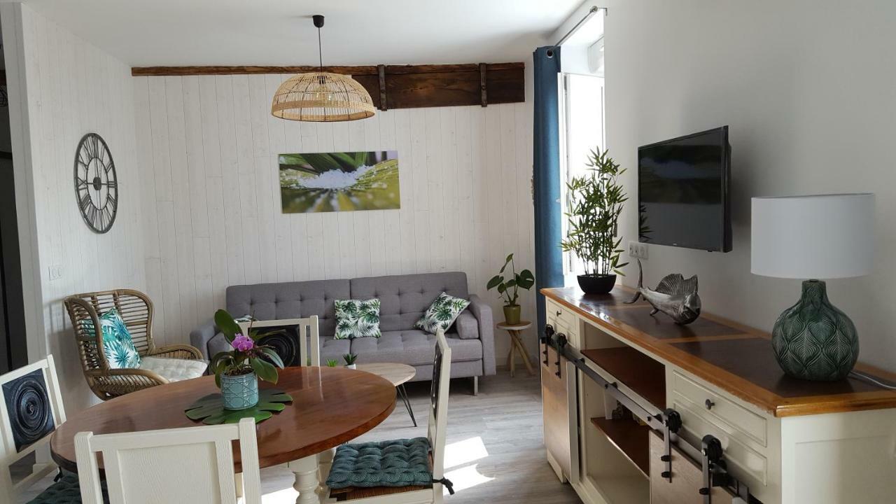 Au Bout Du Port Appartement Guilvinec Buitenkant foto